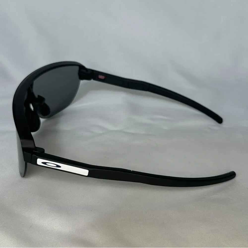Oakley Corridor Black Prizm Sunglasses With Box